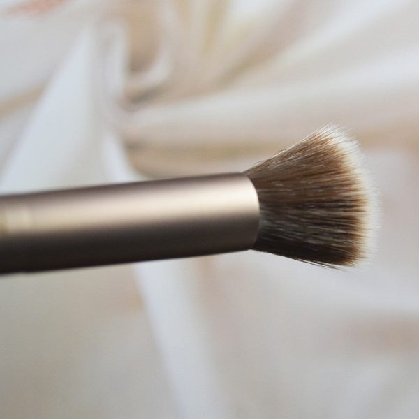 Naked Flushed Double-Ended  Makeup Brush Discount