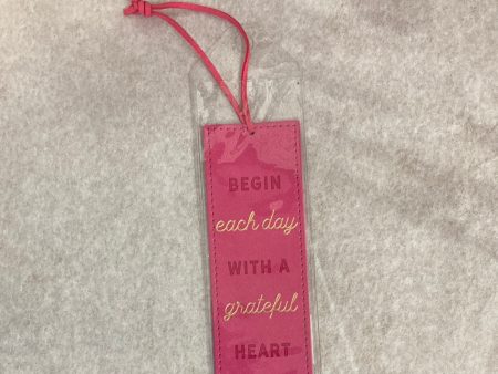 GRATEFUL HEART FAUX LEATHER BOOKMARK-8605 on Sale